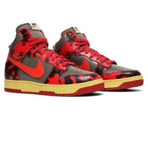 Nike Men's Red and Black High-Top Sneakers